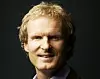 VIL TA IGJEN STOREBROR: Tele2s Haakon Dyrnes mener alt kan skje etter at Tele2s nye mobilnett kommer på plass neste år.