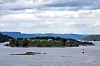 Fabrikken til Chemring Nobel ligger på Sætre, med utslipp til Håøyfjorden i Indre Oslofjord. Det er like ved blant annet Håøya og Oscarsborg, som ses på bildet.