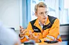 Kjetil Aune fra Netcompany er blant de innleide konsulentene som gjør programmeringsarbeid for Oslo lufthavn. Foto: Arash A. Nejad