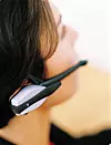 Bluetooth-hodesett kom i stor etterspørsel etter at man fikk problemer med mobilprating i bilen.