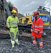 Torstein Renå i Hæhre entreprenør og byggeleder Tor Iver Steig i Statens vegvesen er to av vel 150 ansatte som bygger ny motorveg på Hadeland uten arbeidsskader. Foto: Per Kollstad, Statens vegvesen