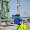 Rune Nordal med «Haldentårnet» i bakgrunnen. Det nye blir 30 meter høyere. Foto: Knut Bjørheim