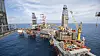 Norge må sette en sluttdato for oljeproduksjonen, mener våre naboland. Danmark og Sverige er med i en koalisjon som vil fase ut produksjon av olje og gass. Her fra Valhall-feltet i Nordsjøen.