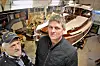 Båtbyggere: Magnar Reigstad (t.v.) har vært båtbygger og konstruktør det meste av livet. Sønnen Roger Reigstad som også deltar i firmaet Kloster Resque Service, utfører ombygging og reparasjoner og vedlikehold av ymse farkoster. Han har dessuten flere år bak seg som servicemann hos livbåtprodusenten Palfinger.