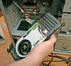 MONSTERVIDEOKORT:Så er det inn med grafikken og i vårt tilfelle dreier det seg om alle grafikkorts mor. Det vil si et XFX-kort med GeForce 8800 GPU med 575 MHz og 768 MB DDR3 videominne. Saft suse!