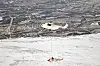 Det russiske kjempehelikopteret Mi26 løftet ned et havarert norsk Sea King helikopter fra fjellet Divgagaisa i dag.