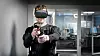 Reporter Mathias Klingenberg på skytebanen i VR. Foto: Eirik Helland Urke