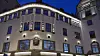 Den diskré fasadebelysningen på dette bygget i Markeveien i Bergen skal fremheve bygningens arkitektoniske uttrykk.