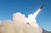Det er et lignende ballistisk missil som dette Storbritannia vil utvikle og produsere for Ukraina. Bildet viser en testoppskytning av amerikanske Precision Strike Missile.