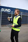 Klima- og miljøminister Sveinung Rotevatn med 3D-printet modell av et nullutslipps bulkskip. Foto: Tore Stensvold