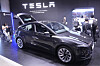 Hver sjette elbil solgt i år er en Tesla Model Y. Disse koster mellom 465.154 og 596.459 kroner, avhengig av rekkevidden. Ifølge OFVs avgiftskalkulator vil bilen koste mellom 36.563 og 50.347 kroner mer i moms og avgifter neste år enn i 2025.