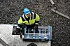 STYRER: Fra denne kontrollenheten justeres det hydrauliske trykket til jekkene.