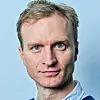 Fridtjof C. Eitzen studerte marin kybernetikk på NTNU. Han hadde Eirik Bøckmann som veileder på masteroppgaven om styring av foiler. Foto: Privat