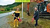 Det var Solvår Skogen Sæterbø i Gulstripeaksjonen og Odd Jarle Svanem, ordfører i Heim kommune, som tok det første spadetaket i prosjektet E39 Betna-Stormyra. Delstrekningen Leirvika-Renndalen skal bygges først, og vil åpne for trafikk i 2022.