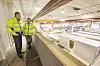 Direktør for Moelven Byggmodul Lars brede Aandstad står sammen med salgssjef Tormod Kvisler og inspiserer dagens modulbygging.