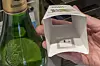 Lappen: Til nå har de fleste NFC-lappene blitt brukt i i merker festet til produktet. Nå kommer de i økende grad til å bli en del av etiketten. Selve NFC-brikken er 1,3 x 0,4 mm, men antennen rundt, som skal indusere strøm i brikken og kommunisere informasjon, er vesentlig større Foto: Odd Richard Valmot
