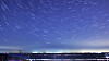 En lang eksponering under Quadrantid meteorregnet i Qingdao Shandong-provinsen i Kina i 2014 gir dette resultatet.