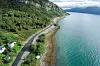 De spektakulære veistrekningene under de bratte fjellene på Rolla har fått bredde nok til å møte dagens krav.