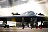 Northrop B-2 Spirit er blant de store bombeflyene som vil ha nytte av ny rullebane på Ørland flystasjon. Her er et slikt fly avbildet på nettopp Ørland flystasjon ved en tidligere anledning.