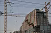 STEIN: DnBNOR Bygg A minner om en stein, og blir i tilleggg kledd i dansk tegl.