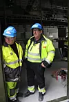 Snart klart: Seksjonsleder Knut Robert Mathisen (t.v.) og prosjektingeniør Knut Dyrendal fra ABB påser at kraftforsyning og automasjonsanlegget er i orden.