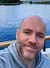 – Slapp av og finn noen få gode mål i stedet for mange dårlige, sier Christian Winther Farstad, førsteamanuensis ved Institutt for ledelse og organisasjon ved Høyskolen Kristiania. Foto: Privat