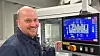 Neste generasjons elbilbatterier setter en ny standard: Lengre levetid, raskere lading og mer bærekraftige materialer. Her er forsker og prosjektleder Nils Peter Wagner i laboratoriet på Sintef.