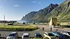 Toalettbygget ved Ersfjordstranda på Senja, fikk raskt tilnavnet 'Gulldassen'. Arkitekt: Tupelo arkitektur as.