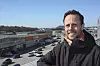 – Mange sitter på gjerdet og venter på hva delingsordningen vil innebære, sier Ronny Fiuren. Han anslår at solcelleanlegg på alle tak på Forus samlet vil kunne oppnå samme effekt som et stort vannkraftverk.