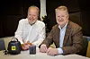 Leif Lippestad (t.h.) er daglig leder i Coromatic AS. Her forteller han hvordan bedrifter kan sikre seg mot eksterne trusler. Her sammen med podkastvert Jan M. Moberg.