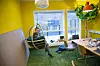 Google-inspirert innredning. Skyen i taket kan lage tordenvær om man trykker på en knapp.