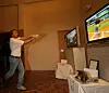 Teknisk Ukeblad og mange andre deltagere på årets julegavearrangement fikk anledning til å prøve Nintendo Wii før det kommer i butikkene om noen uker.