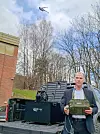 Harald Sørensen i Flir Unmanned Aerial Systems med droneproduktet Black Recon. Foto: Flir UAS