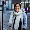 Arkitekt Kirsten Haggart har tegnet flere store trebygg sentralt i London. At tre er lettere enn betong, gjør at de kan settes opp flere steder. Foto: Knut Bjørheim