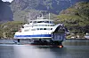 Nå betjenes Bodø-Lofoten-ruta rv. 80 over Vestfjorden av to LNG-ferger. Det var et gjennom brudd for LNG (flytende naturgass). Nå kan sambandet bli et viktig skritt for hydrogen-utvikling. Her er MF Landegode på vei inn til Moskenes i Lofoten. Foto: Tore Stensvold