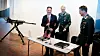 Direktør Curtis Debord i U.S. Ordnance (f.v.), Eirik Horst og Morten Eggen i Forsvarsmateriell på M2A2N-signeringen i februar 2019. Foto: Eirik Helland Urke Foto: Eirik Helland Urke