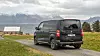 Peugeot e-Traveller egner seg fint på langtur, men krever en del lading underveis.. Foto: Marius Valle
