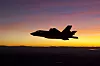 Lite norsk: F-35A gjør stadig framskritt i testprogrammet, her fra den første nattflygingen i januar, men den norske industrideltakelsen i F-35-programmet er ikke blitt særlig større de siste årene. Foto: Lockheed Martin