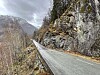 Fylkesvei 79 ved Haukanesstølen i Granvinsfjorden i Hardanger. Her skal 180 meter av veien utvides i løpet av 2025.