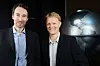 Brage W. Johansen i StatoilHydro og Bjørn Elseth ved Norsk Romsenter skal samarbeide - ettersom oljeleting og romfart har mye til felles.