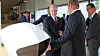 Raytheon-sjef Thomas A. Kennedy (f.v) diskuterer JSM-missilet med Øyvind Kolset, direktør for missilsystemer i Kongsberg og konsernsjef Geir Håøy. Foto: Per Erlien Dalløkken