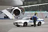 Naturlig nok er det relativt omfattende sikkerhetsopplegg på Boeing Field i Seattle.
