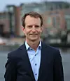 Erik Mathias Dugstad i Vårgrønn sier det langsiktige perspektivet i norsk havvind-industri gjør dem svært interesserte i å bidra til å utvikle kompetanse som den de tilbyr i årsstudiet i havvind på UiS. Foto: Siw Pessar/Vårgrønn