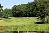 VANSKELIGE KRAFTLINJER: Med enda en høyspentlinje kan det bli veldig vanskelig å bruke flere av hullene på Evje Golfbane.