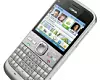 Nokia e5: Det tok tid før iPhone og Androidtelefoner tok av. Nokia lanserte flere svært gode både modeller både før og etter de nye konkurrenten kom på banen og ting kunne ha vært svært annerledes om man hadde klippet båndet til Symbian langt tidligere. Foto: Nokia
