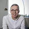 Terje Pilskog har vært i solcellebransjen i en årrekke. Foto: Arash A. Nejad