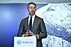– Dette er en god dag på jobb som energiminister, sa Terje Aasland (Ap), etter å ha fått presentert investeringsplanene til Statkraft. Foto: Rodrigo Freitas, NTB