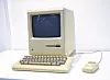 APPLE: London International Technology Show kunne ikke vise fram Apples aller første Macintosh fra 1984. Men messegjestene fikk se modell nummer to, nemlig Macintosh 512K. Den var på markedet i perioden fra 1984 til 1986. Den hadde 512k RAM i stedet for originalens 128k.