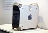 APPLE: Powermac G4 ble lansert i 1999. Den kom i 400 MHz-, 450 MHz- and 500 MHz-utgaver. Her fortsetter selskapet bruken av gjennomsiktig plast i designen.