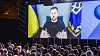Ukrainas president Volodomyr Zelenskyy taler under åpningsseremonien til oljemessen ONS i Stavanger.